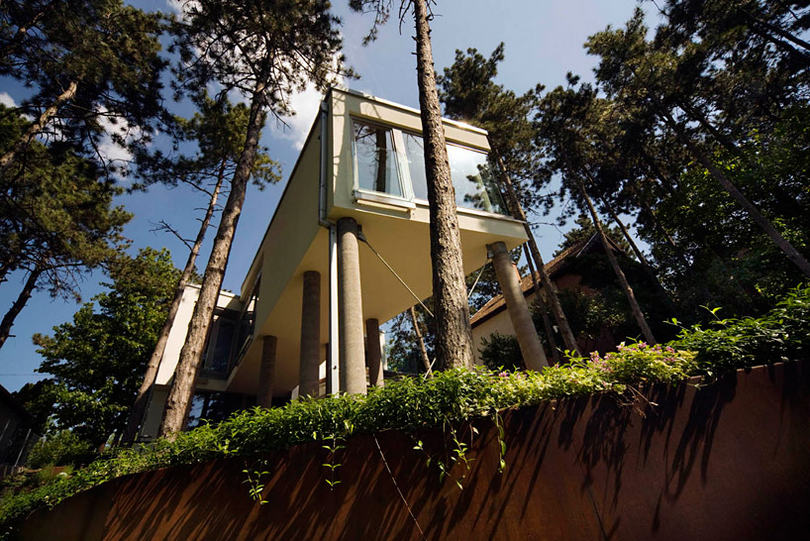 Balatoni nyaraló oszlopokon Balatonakarattyán - munkacsoport.net 2 Balatoni nyaraló oszlopokon Balatonakarattyán - munkacsoport.net 2