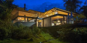 Nyitottságot, nyugalmat sugárzó otthon - ház a zöldben, tágas terasszal