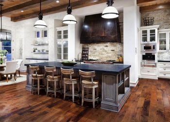 Rusztikus elemek letisztult form&aacute;ban, a vid&eacute;ki &eacute;s v&aacute;rosi st&iacute;lus egy&uuml;tt egy lenyűg&ouml;ző ingatlanban 1