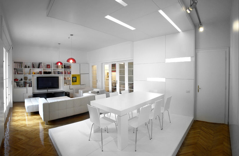 Modern lakás fehérben - dinamikus térszervezés egyedi bútorokkal 2