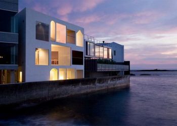 Kocka, háromszög - Nowhere but Sajima, Yasutaka Yoshimura Építész Stúdió