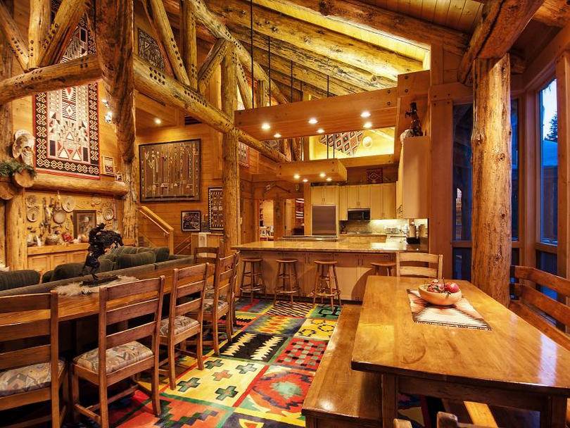 Rönkház felsőfokon - lenyűgöző építészeti megoldások újrahasznosított faanyaggal Rönkház felsőfokon - lenyűgöző építészeti megoldások újrahasznosított faanyaggal