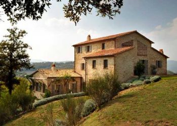 Olasz lakberendezés - Hamisítatlan olasz mediterrán villa elegáns, modern részletekkel 1