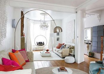 Modern és klasszikus részletek együtt a svájci lakberendező hölgy lakásában 1