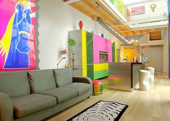 Loft Milánóban a szivárvány színeivel dekorálva - Anna Gili lakberendező 1