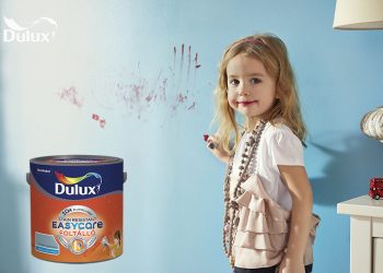 Dulux EasyCare: megérkezett az első hidrofób, foltálló festék