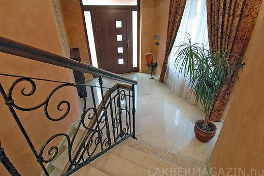 Jura mészkő, beige padló- és lépcsőburkolat