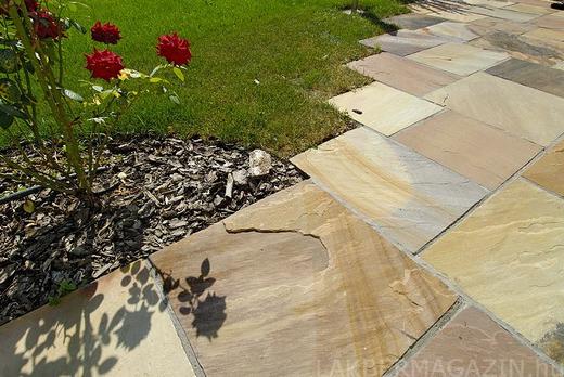 Modak kvarcithomokkő kültéri burkolat