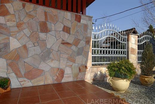 Gobi Rose kvarcit kerítés- és falburkolat