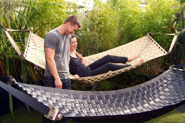 Autós biztonsági övekből kültéri függőágyak