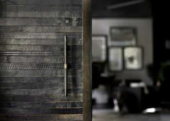 Vintázs padlóburkolat és falpanel - régi bőr övek felhasználásával 1