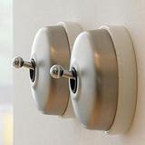 Retro villanykapcsolók és kapcsolópanelek a a Fontini-től