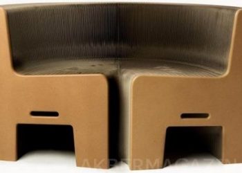 hajlékony és rugalmas, teljes egészében újrahasznosított papírból és hulladék fából készült különleges karton szék