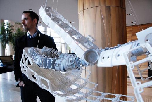 Berecz András "CET" című alkotása Berecz András "CET" című alkotása