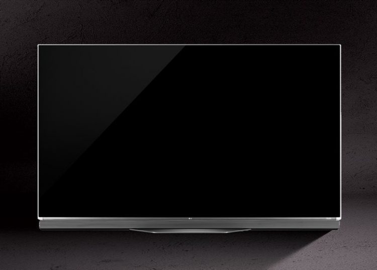 Egy LG OLED TV és egy alulfagyasztós hűtőszekrény Best of the Best  elismerést érdemelt ki – Red Dot Award