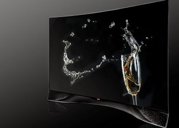 Legyen a TV a nappali ékszere! Swarovski kristályoktól csillog az LG OLED TV-je