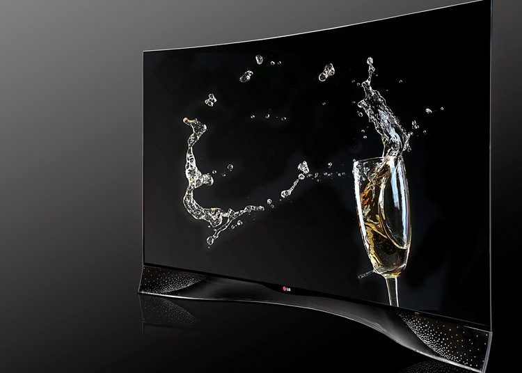 Legyen a TV a nappali ékszere! Swarovski kristályoktól csillog az LG OLED TV-je