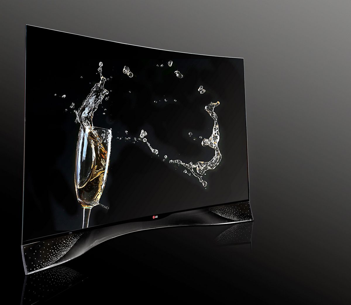 Legyen a TV a nappali ékszere! Swarovski kristályoktól csillog az LG OLED TV-je