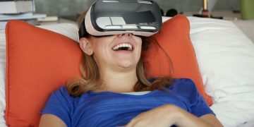 A Samsung Gear VR-rel feltárul a virtuális valóság