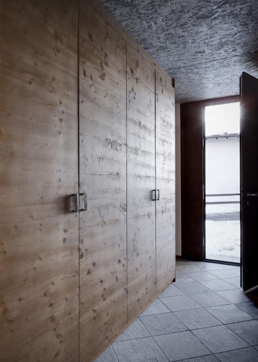 Istálló és pajta átalakítása szép, modern otthonná