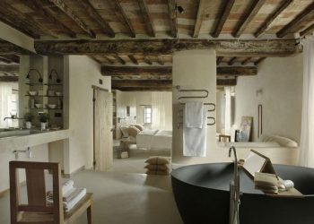 Kő, fa, carrarai márvány, toszkán kőlapok, rusztikus enterőrök - ház Valdorcia régóban, Toszkánában