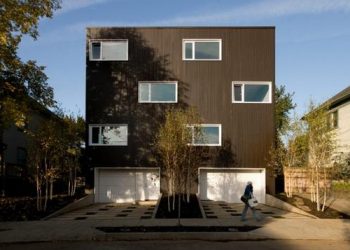 ikerhaz-cedrusfa-burkolattal-06