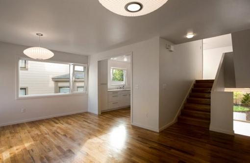 ikerhaz-cedrusfa-burkolattal-13