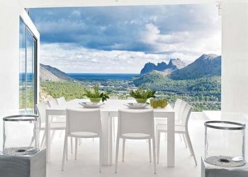 Kivételes panoráma és letisztult vonalak - modern ház Mallorcán, a bioklimatikus építészet szempontjait is figyelembe véve