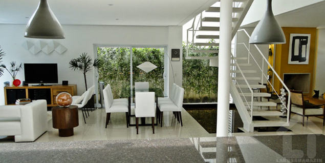 Határok nélkül, funkciók által definiált terek egy modern házban - Flavio Castro