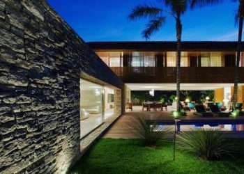 natural-minimalism-in-open-beach-house-design-10