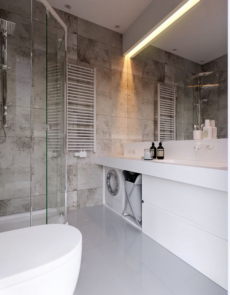 Fehér és textúrált szürke szürke felületek kombinációja - zuhanykabin, fürdőkád, süllyesztett polcok