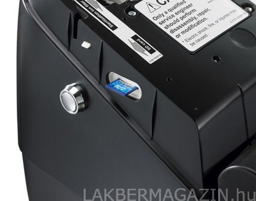 Hi-Tech design WC minden extrával felszerelve - Lumen Avant | ROCA