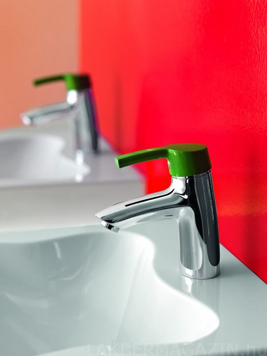 Színes, vidám LAUFEN fürdőszoba design gyerekeknek 1