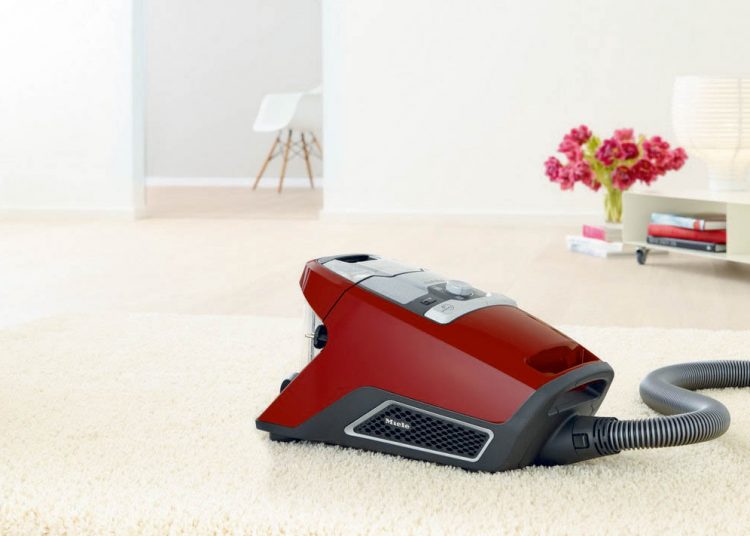 Blizzard CX1, a Miele első porzsák nélküli porszívója - nagyteljesítményű, halk és higiénikus