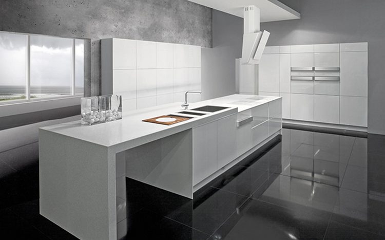 A Gorenje fehérben és feketében tündöklő Ora-Ïto kollekcióját a fény ihlette. Mottója: Simplexity, azaz (kívül) egyszerű és (belül) összetett. A Gorenje fehérben és feketében tündöklő Ora-Ïto kollekcióját a fény ihlette. Mottója: Simplexity, azaz (kívül) egyszerű és (belül) összetett.