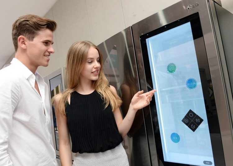 Háztartási gépek egymás között - továbbfejlesztett LG okos otthon technológiák