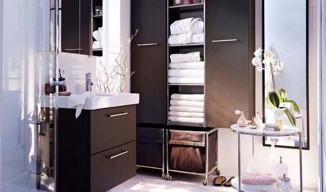 Fürdőszoba szerelés ingyenesen - új IKEA kampány júniusban - IKEA GODMORGON fürdőszoba család IKEA GODMORGON furdoszoba csalad
