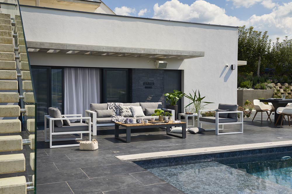 Napelem és okoskert - Kert trendek 2018 Napelem és okoskert - Kert trendek 2018