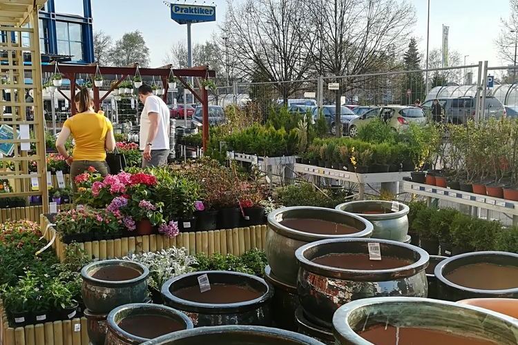 Forró téma: locsolás melegben