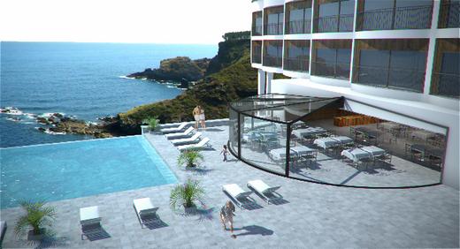 Zárt terasz köríves üveg panelekből - a bezártság érzése nélkül - OpenSun