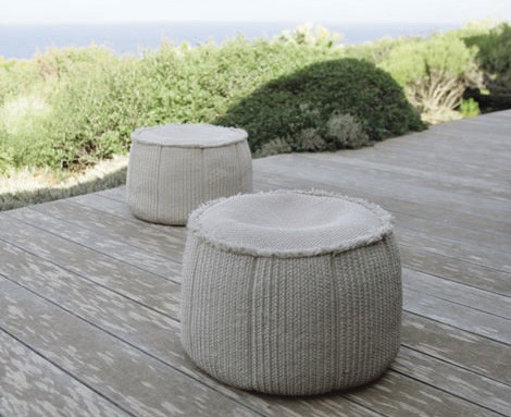 paola-lenti-outdoor-soft-pouf-play