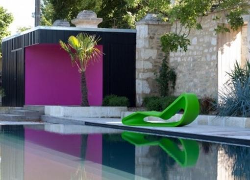 Organikus kerti bútor design újrahasznosított műanyagból