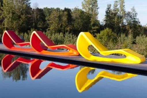 Organikus kerti bútor design újrahasznosított műanyagból