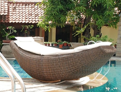 rattania-rocking-bed-banana-1 rattania-rocking-bed-banana-1