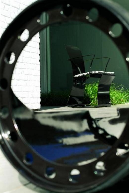 Ultramodern kerti bútor Ferrari stílusban - Royal Botania