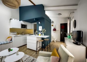 Elhanyagolt tetőtérben tökéletesen kialakított kis lakás galériával - 30m2, fiatalos és kreatív