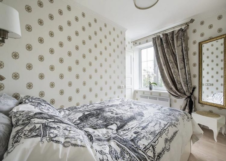 Panelház ötödik emeletén felújított szép 31nm-es lakás