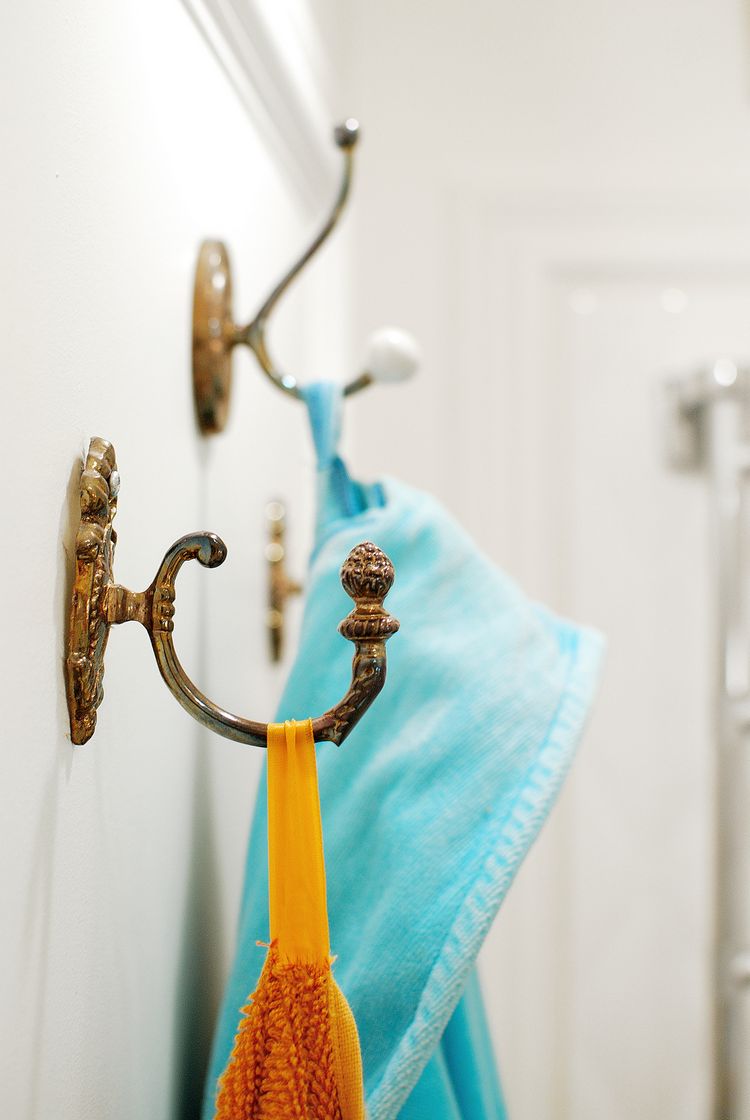 Tavasz színeivel dekorált kedves kis 33m2-es lakás - vidám színpaletta, külön konyha étkezővel Tavasz színeivel dekorált kedves kis 33m2-es lakás - vidám színpaletta, külön konyha étkezővel