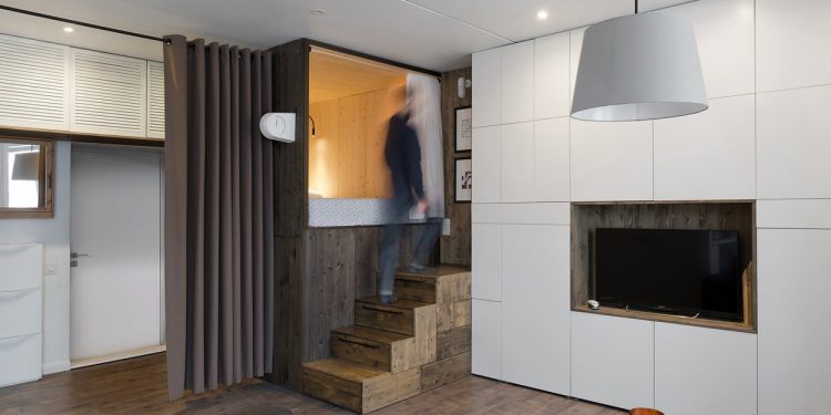 Kis 35m2-es lakás berendezése ötletesen, saját tervezésű egyedi bútorokkal - egy fiatal pár kis otthona