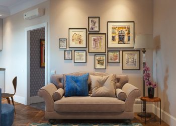 Nehezen berendezhető tér egy kis 38m2-es lakásban - nappali és háló elválasztása TV fallal, beépített erkély